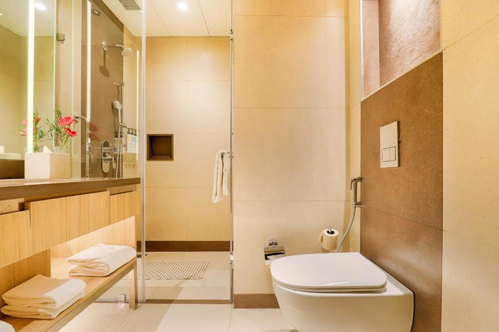 Club Mahindra Kandaghat — interior view