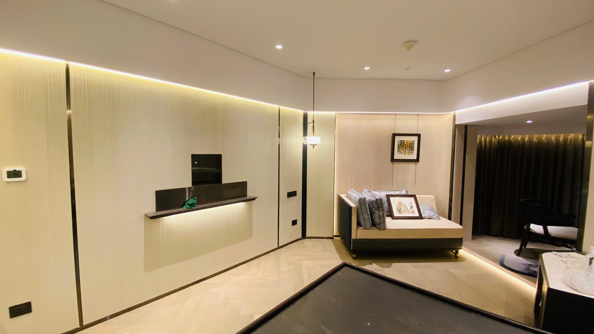 JW Marriott Juhu — interior view